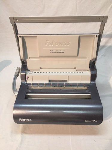 Fellowes Quasar Wire Business Binder.  Gently Used. Works Fine.