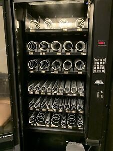 Used 39 Selection Vending Machine/Black color/Coinco Bill acceptor added