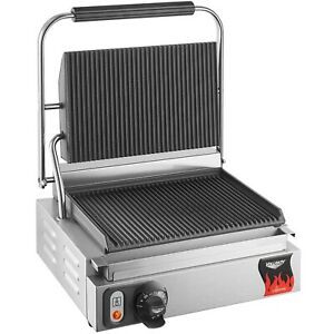 Avantco Double Commercial Panini Sandwich Grill with Smooth Plates - 120V, 3500W