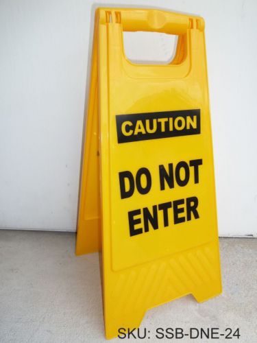 Traffic Safety Sign Board: CAUTION DO NOT ENTER, 24.5 inch Height