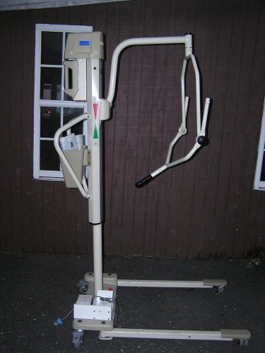 Patient lift arjo maxi lift mobile finger touch power complete and ready to go for sale