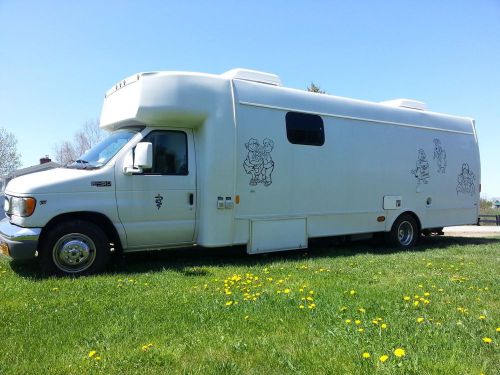 2000 laboit veterinary moble van - 9,000 miles for sale