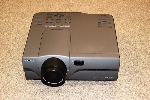 Video &amp; Data Projector LCD Sony VPL-X1000U W/ Ceiling Mount,Cord,Targus Bag