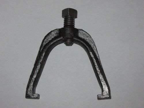 Old briggs &amp; stratton gas engine carburetor manifold mounting clamp pb for sale