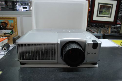 Hitachi CP-WUX645N LCD Projector With 2 Bulbs One Brand New in Box Remote