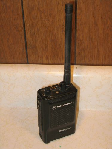 Motorola Radius P200 4w 6ch UHF 438-470 MHz H44RFU7160BN Radio Tested Working
