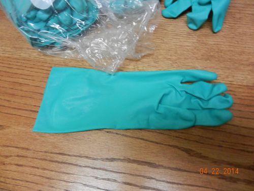 Ansell XL Heavy Duty Gloves Green Utility/Housekeeping NEW 12prs