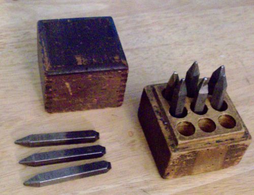 ANTIQUE NEW METHOD CO- 1/16th 9 PC NUMBERED DIE SET COMPLETE W/ DOVETAILED BOX