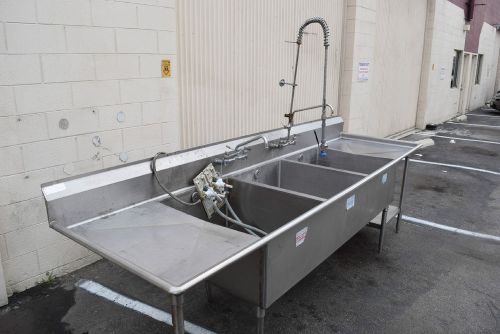 3 Triple Compartment Stainless sink Restaurant Commercial Heavy Gage USA 124&#034;