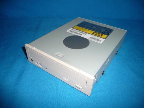 Compaq LTN-323 LTN323 CD-ROM Drive  C