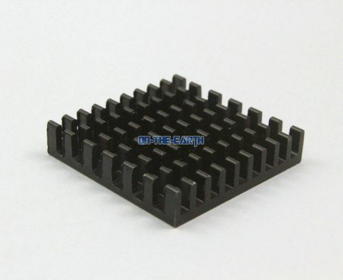 30 Pieces 28*28*6mm Aluminum Heatsink Radiator Chip Heat Sink Cooler / Black