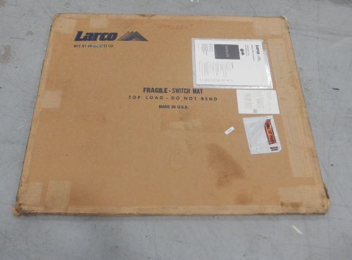 Larco Safety Mat 24x36 L122352481 NEW IN BOX