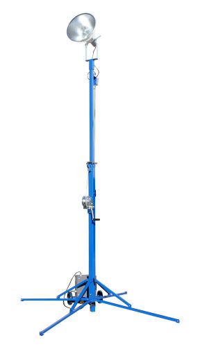 1000w portable light tower - metal halide - covers 23,000 sf - ext to 20&#039; - 120v for sale