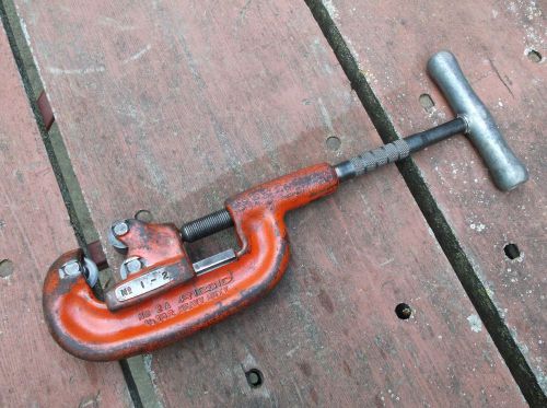 EXCELLENT RIDGID NO. 2A HEAVY DUTY 1/8&#034; TO 2&#034; PIPE CUTTIER FROM A KANSAS ESTATE