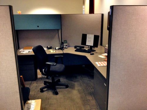 Cub-041 - gray - 8&#039; x 8&#039; herman miller a02 cubicles for sale
