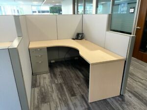SUPER CLEAN STEELCASE 5&#039;X6&#039; OFFICE CUBICLES WORKSTATIONS