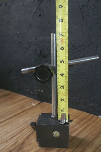 VINTAGE USED APPROX 7&#034; POLE MAGNETIC &amp; SURFACE INDICATOR STAND