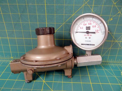 Matheson Model 715 Regulator with 63-4215 Gauge 0-15 LB/SqIn