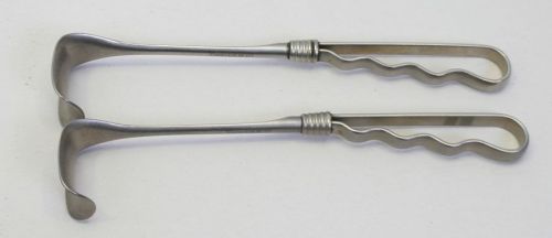 Lot of 2 Aesculap BT477 Retractor