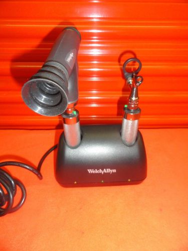 Welch allyn desk set (11820 panoptic opthalmoscope 21799 otoscope 7114 charger) for sale