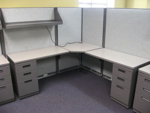 One section Office Desk Cubicles Workstations Steelcase Wall Panels Partitions