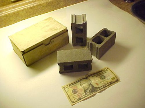 Old Boxed Set 3 Salesman Sample Miniature Cement Blocks Cinder Bricks Masonry