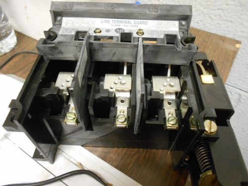 NEW ALLEN BRADLEY DISCONNECT SWITCH WITH HARDWARE KIT 1494V-DS30/A40394-326-54