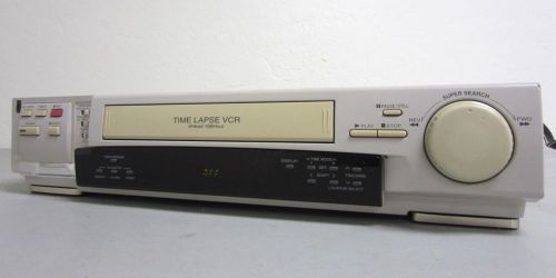 Toshiba KV-7168A 24-Hour Time Lapse Security VCR Video Cassette Recorder/Player
