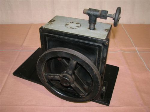 Distallation wegner vacuum pump by wm welch catalog no 1404 for sale