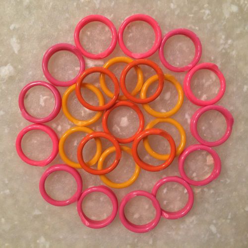 24 Poultry Spiral ID Leg Bands Chicken 11/16&#034; Pink Yellow Orange Standard Rings