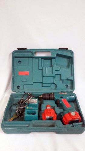 MAKITA CORDLESS DRILL 6226D, 9.6 VOLT, 2 BATTERIES, CHARGER, AND CASE