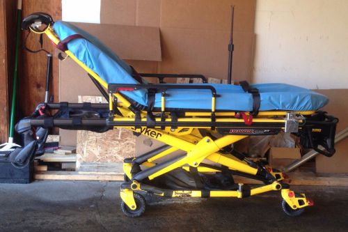 Stryker power pro xt 700lbs ambulance cot stretcher emt ems - free shipping! for sale