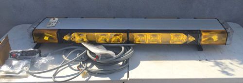 whelen edge 9 m amber strobe light bar new never used