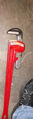 NEW 24&#034; STRAIGHT PIPE WRENCH RIGID