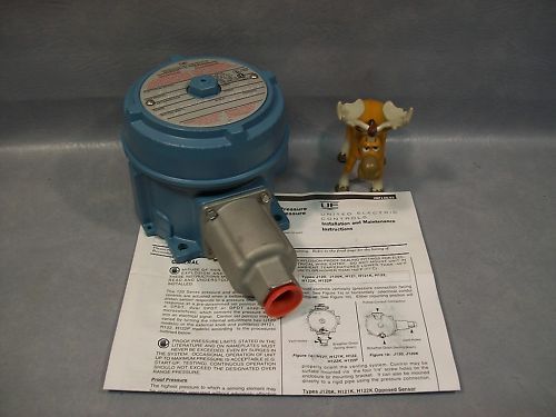 United Electric J120-S156B Pressure Switch