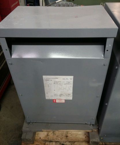 Cutler hammer 30 kva transformer 480 primary 208/120 y secondary three phase for sale