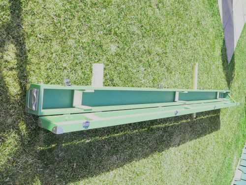 $1,400 new Leica INVAR Rod 3 meter no.  555642 Wooden Case GPLE3N or GPCl3 Green