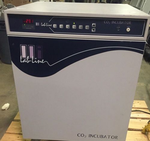Barnstead LAB-LINE CO2 INCUBATOR for Labarotries Excellent Condition Model 460