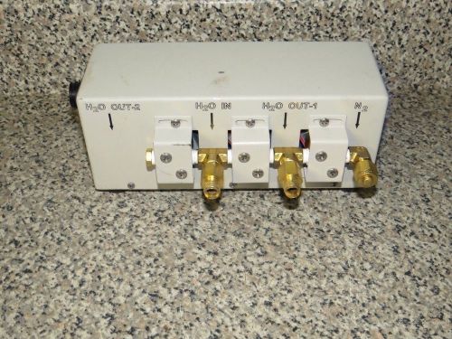SIGNATONE MODEL  S-1060R-8TG CONNECTOR BOX