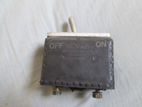 Toggle Switch Riverside Military 175 A ORD 8366130