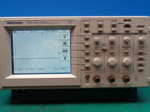 TEKTRONIX TDS 220 TWO CHANNEL 100MHZ DIGITAL OSCILLOSCOPE. WITH TDS2CM MODULE!