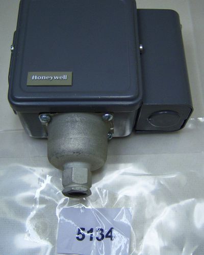 (5134) Honeywell Pressure Control P455A 1022 Flame Control