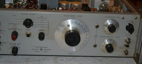 Vintage Hewlitt Packard  Pulse Generator Model 215 A Lab Nasa Test Equip