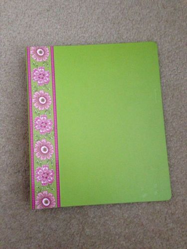 Vera bradley 3 ring binder. good condition/used. free shipping. petal pink for sale