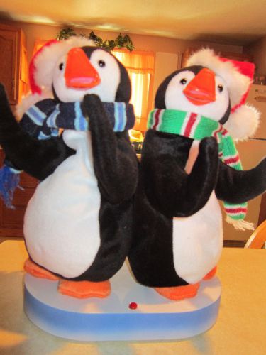 Cristmas Plush Animated  Bumpin Penguins singing shake it up baby holiday gift