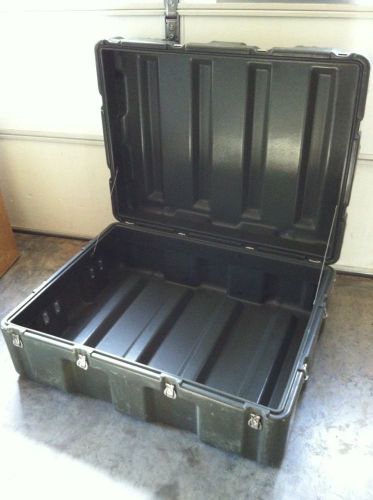 HARDIGG 39x30x17&#034; Shipping Container Hard Case Waterproof Military Grade