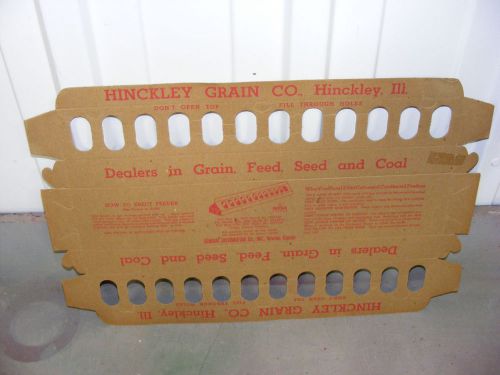Vintage Advertising Cardboard Universal Chick Feeder HINKLEY GRAIN CO.ILLINOIS