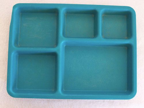 Cambro 5 Compartment Cafeteria Lunch Trays - Mess Serving Camping Divided School