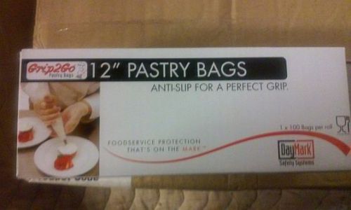 12&#034; Disposable Pastry Bag With Dispenser Roll Of Anti-slip Tacky Finish
