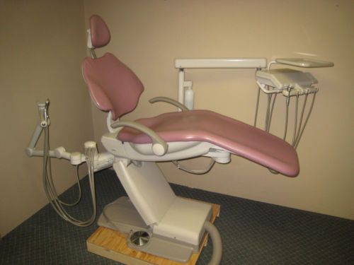 Adec 511 dental chair 2122 radius delivery and 551 assistant&#039;s arm for sale